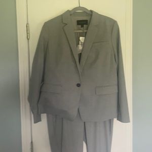 Ann Taylor gray suit. Suit coat with tags on.